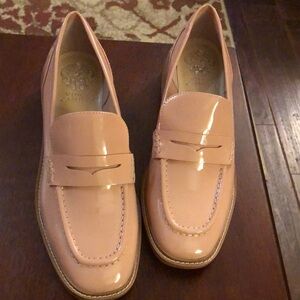 Vince Camuto Glossy Peach Loafers 7.5 New